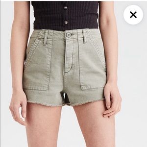 green jean american eagle shorts. size 4
